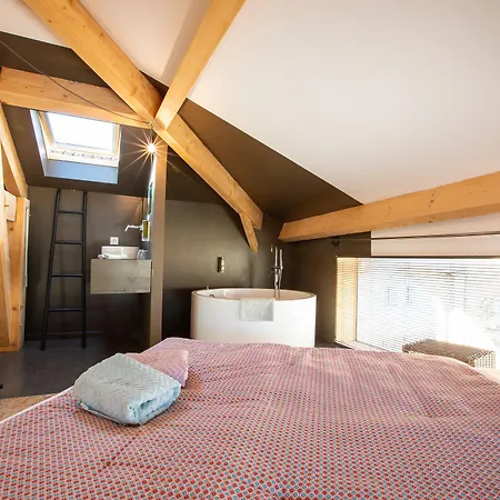 Bed & Breakfast La Metairie Du Clos Saint Louis 3*