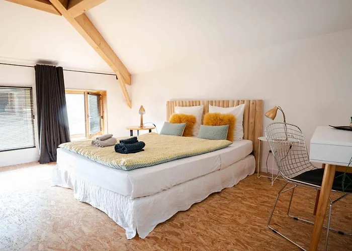 La Metairie Du Clos Saint Louis Montréal