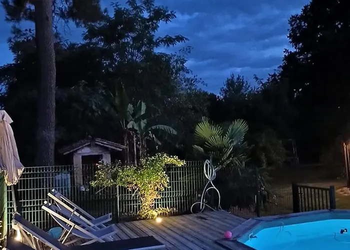 La Metairie Du Clos Saint Louis Bed & Breakfast