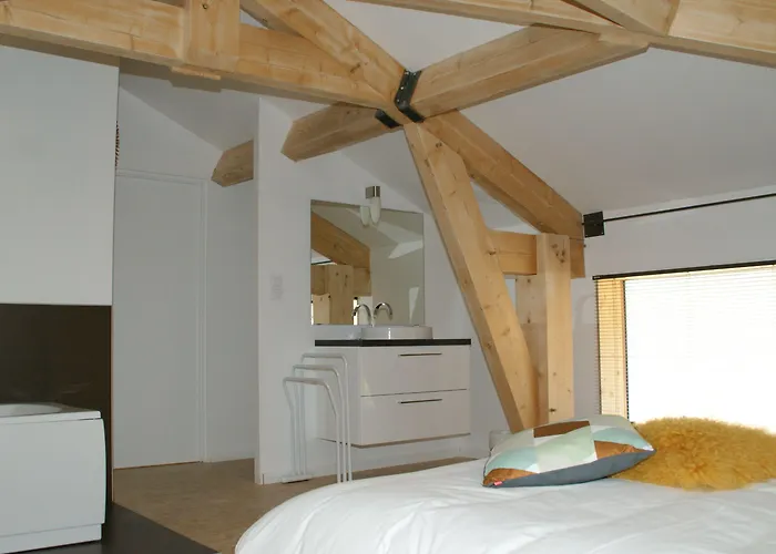 La Metairie Du Clos Saint Louis