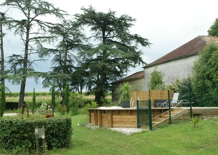 La Metairie Du Clos Saint Louis Bed & Breakfast