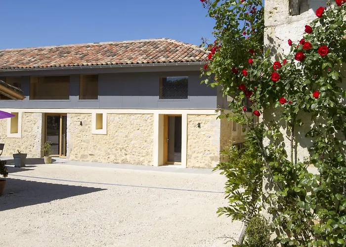 La Metairie Du Clos Saint Louis 3*