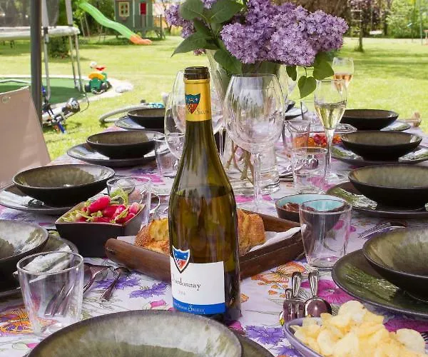 La Metairie Du Clos Saint Louis 3* Montréal