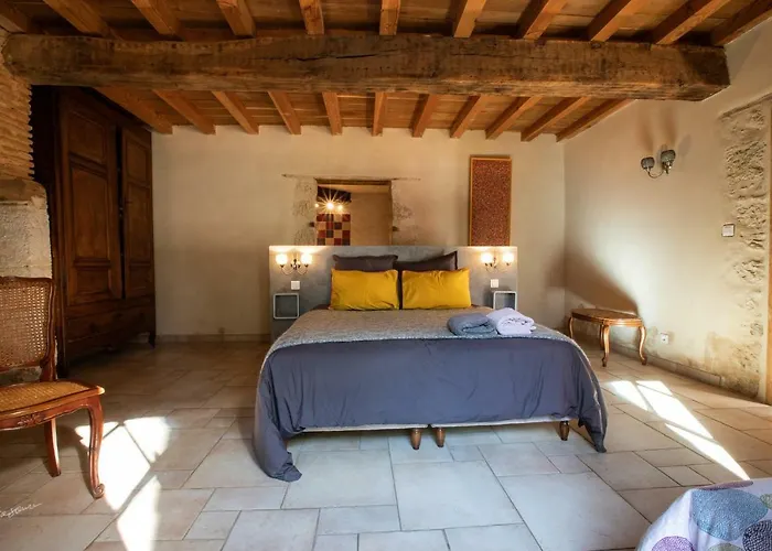 La Metairie Du Clos Saint Louis Montréal