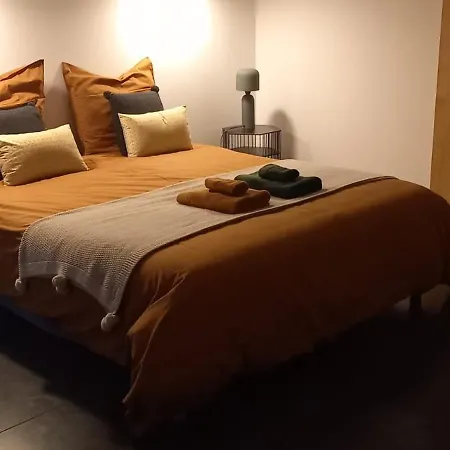 La Metairie Du Clos Saint Louis Montréal