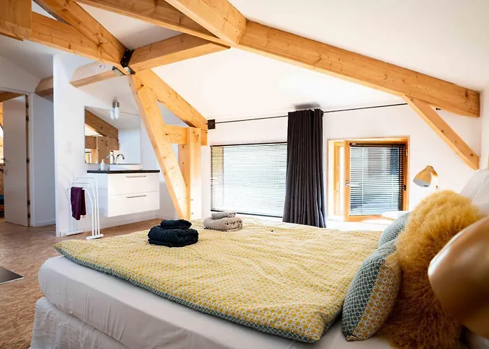 La Metairie Du Clos Saint Louis Montreal (Gers)